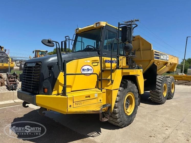 Used Komatsu Dump Truck